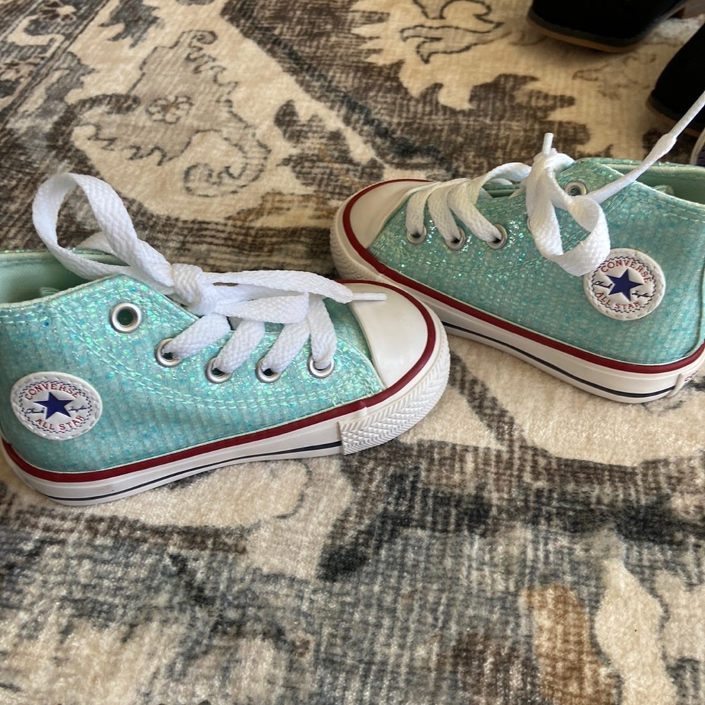 Size 5 Toddler Girl Converse Aqua Sparkle Never Worn